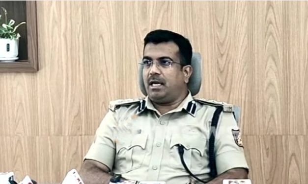 ನಾಯಿ ಅಡ್ಡಬಂದಿಲ್ಲಾ ಕಂಟೆನರ ನಿಂದ ಅಪಘಾತ!!! ಸಚಿವೆ ಲಕ್ಷ್ಮಿ ಹೆಬ್ಬಾಳ್ಕರ ಕಾರು ಚಾಲಕ!!