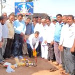ಶಿಂದಿಕುರಬೇಟ:ವಿವಿಧ ಅಭಿವೃದ್ಧಿ ಕಾಮಗಾರಿಗಳಿಗೆ ಚಾಲನೆ ನೀಡಿದ ಕಾರ್ಮಿಕ ಮುಖಂಡರಾದ ಅಂಬಿರಾವ ಪಾಟೀಲ….